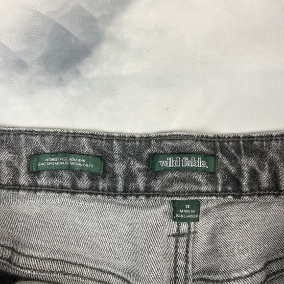 Wild Fable Highest Rise Mom Jeans Size 18 Women's Distressed Gray Straight Taper - Picture 5 of 7